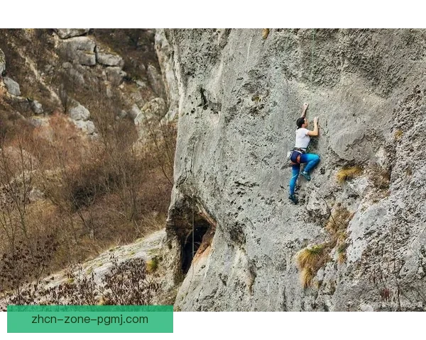 攀岩教学视频大全：挑战高峰，征服自我